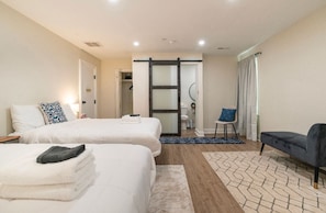 Room - The Drift (North Charleston)