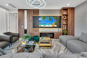 Smart TV, fireplace, video games, table football - The Best Disney Vacation Home - Private Pool, Movie Theater, Gaming Room - (Four Corners)