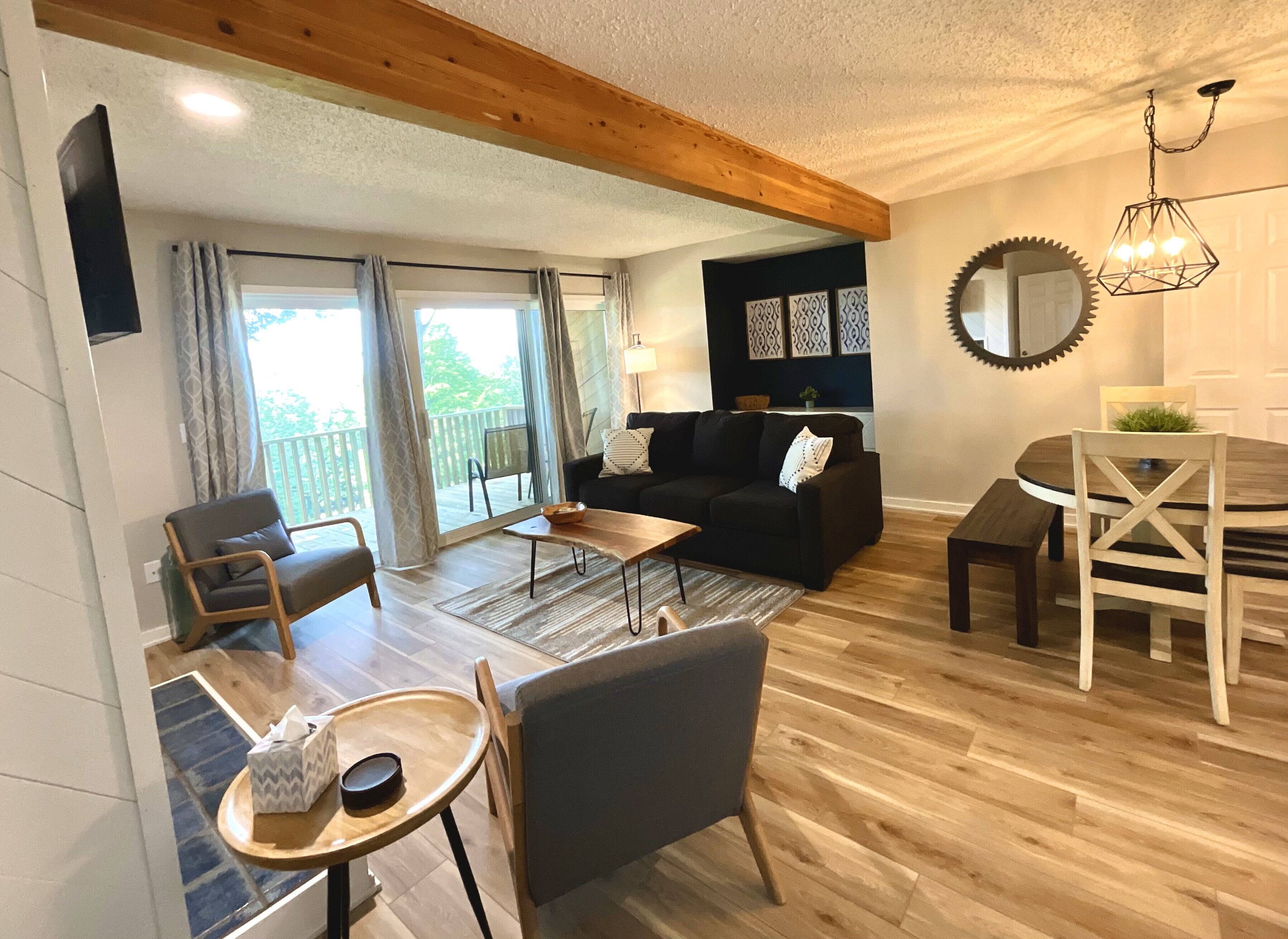 COMPLETELY RENOVATED Shanty Creek Condo - Lake access