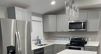 LAKE VIEW! FISHERMANS DREAM! CLOSE TO BLUESTONE BOAT LANDING!