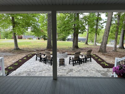 LAKE VIEW!  FISHERMANS DREAM! CLOSE TO BLUESTONE BOAT LANDING!