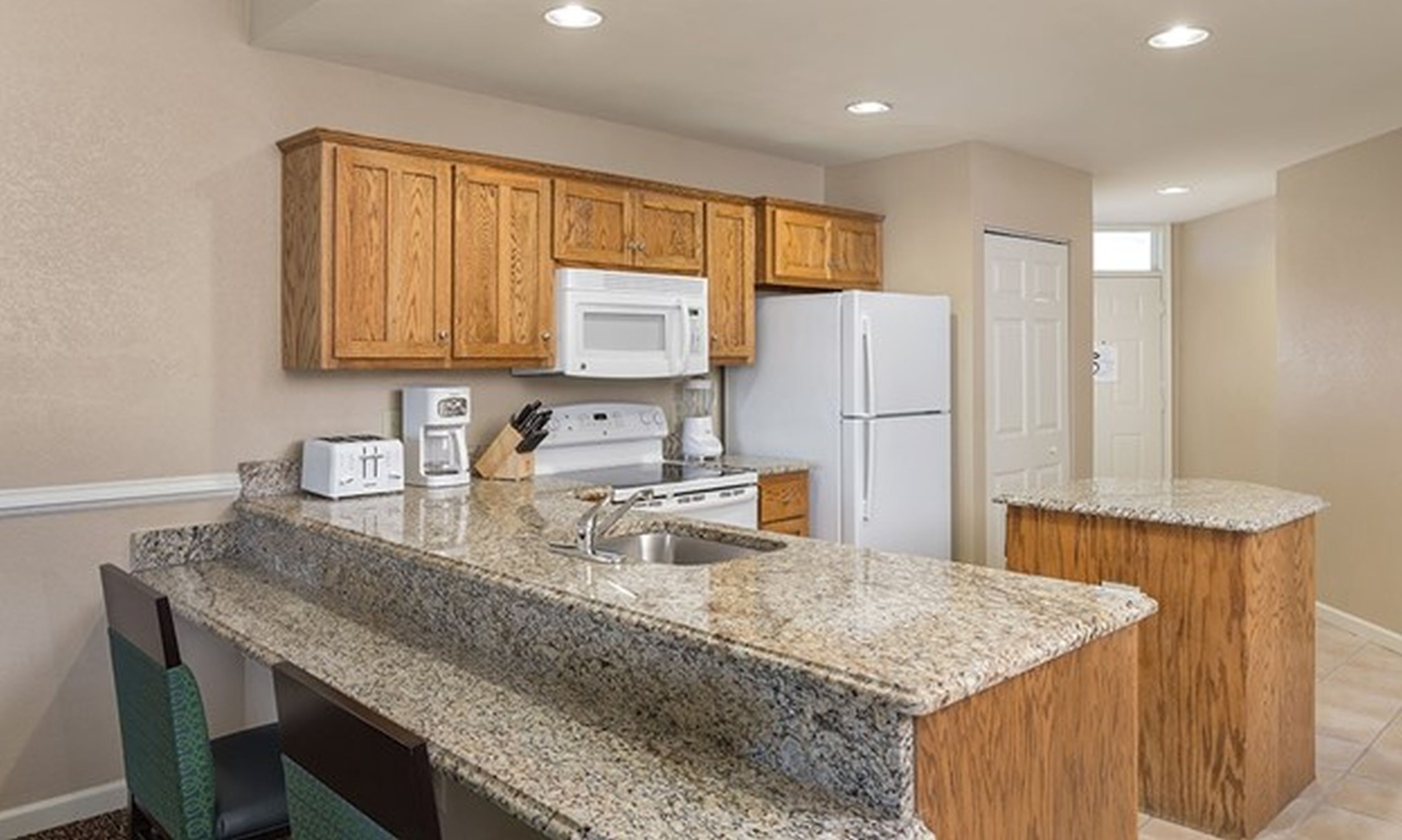 Beautiful Governor's Green 2 Bedroom Condo - Family Friendly Resort & Spa