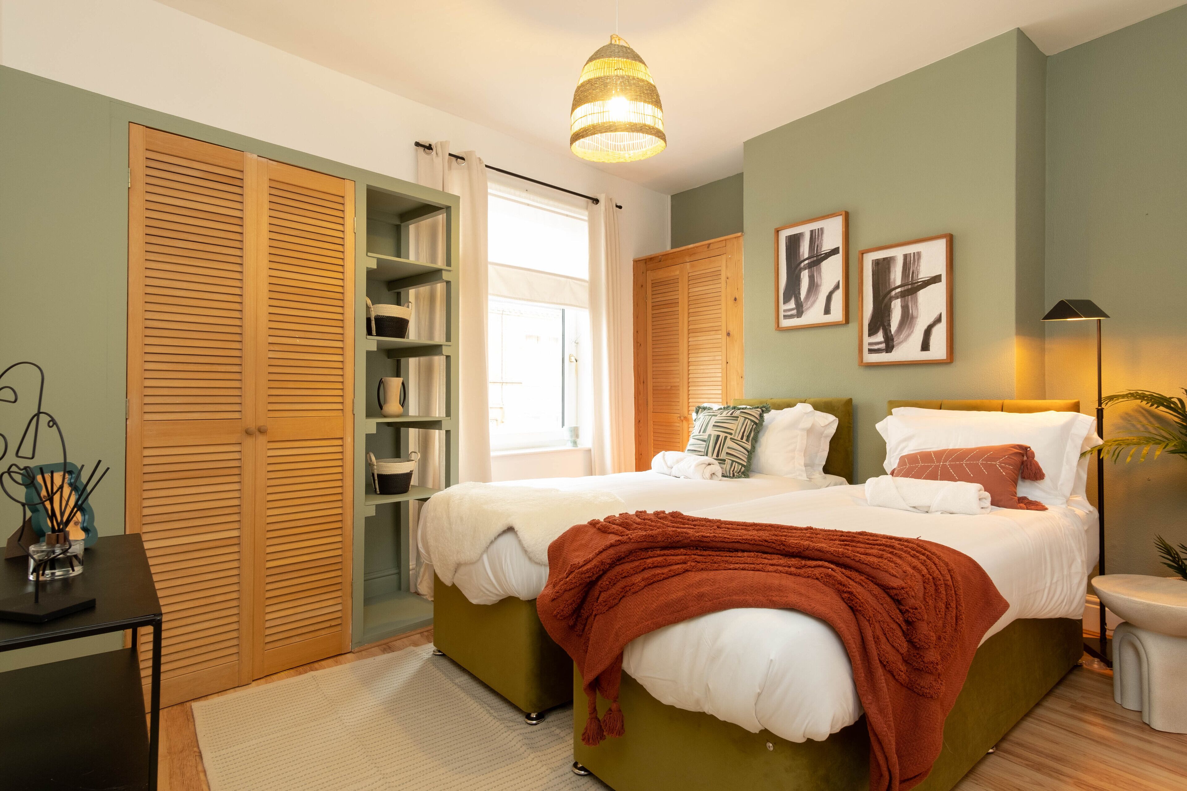 Olive House - Lovely home close to City Centre