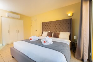 3 bedrooms, in-room safe, iron/ironing board, WiFi