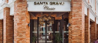 Santa Grand Classic Chinatown