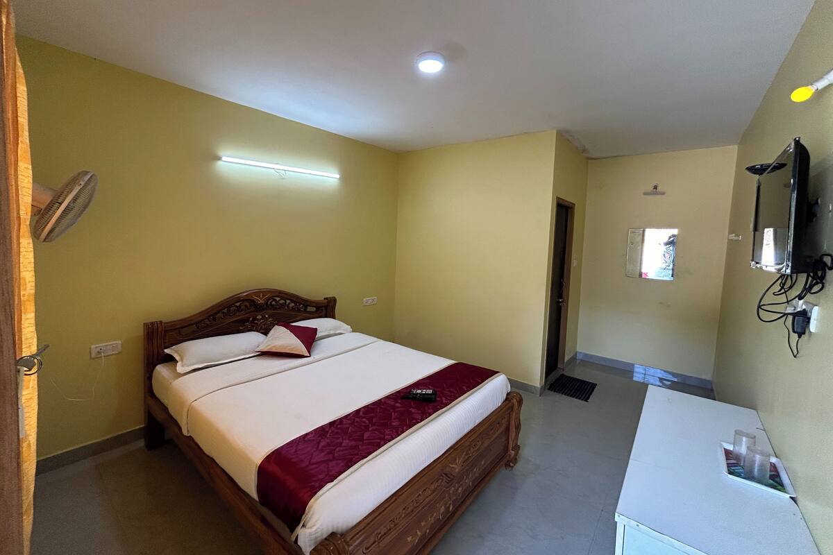 Habitación estándar doble | Escritorio, wifi gratis, ropa de cama