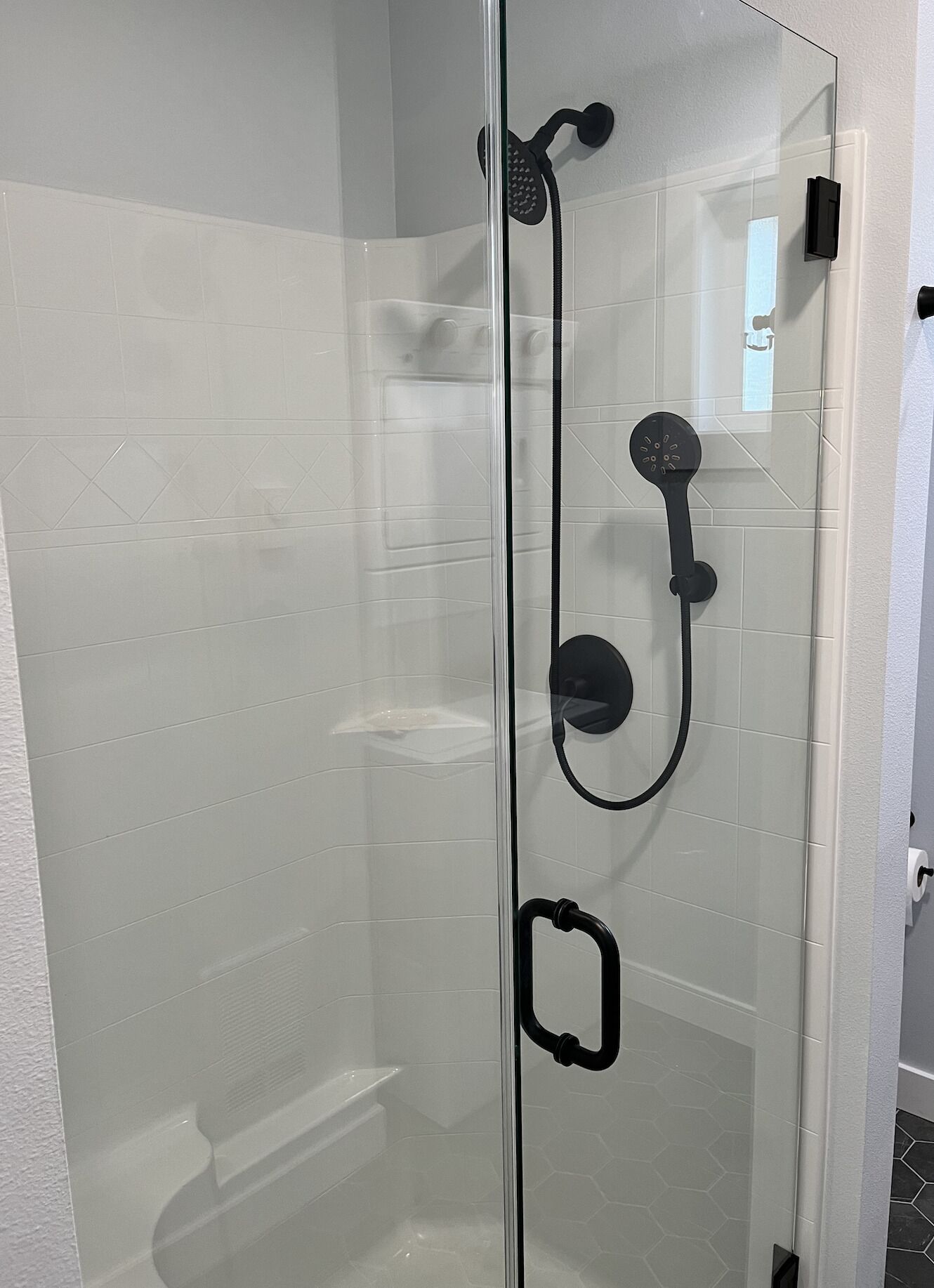 Soundview Suite Cottage, 3 mins from beach, close to 6 hospitals