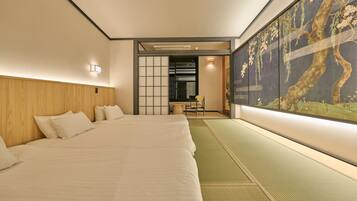 Luxury Villa, 6 Bedrooms, Private Pool, Mountain View | 3 bedrooms, premium bedding, Select Comfort beds, minibar