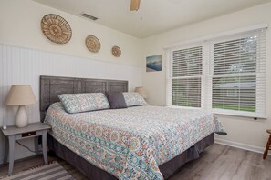 2 soverom, strykejern/-brett, wi-fi (inkludert) og sengetøy