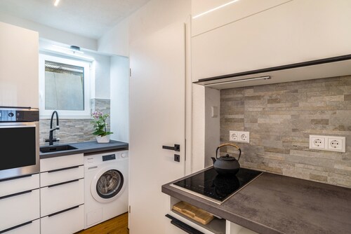 Einzimmerapartment 'Fewo-Rennbächle' mit Bergblick, Terrasse und WLAN