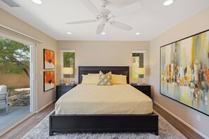 3 bedrooms, desk, iron/ironing board, travel crib