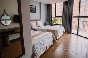 Habitación doble superior | Minibar, escritorio, wifi gratis y ropa de cama