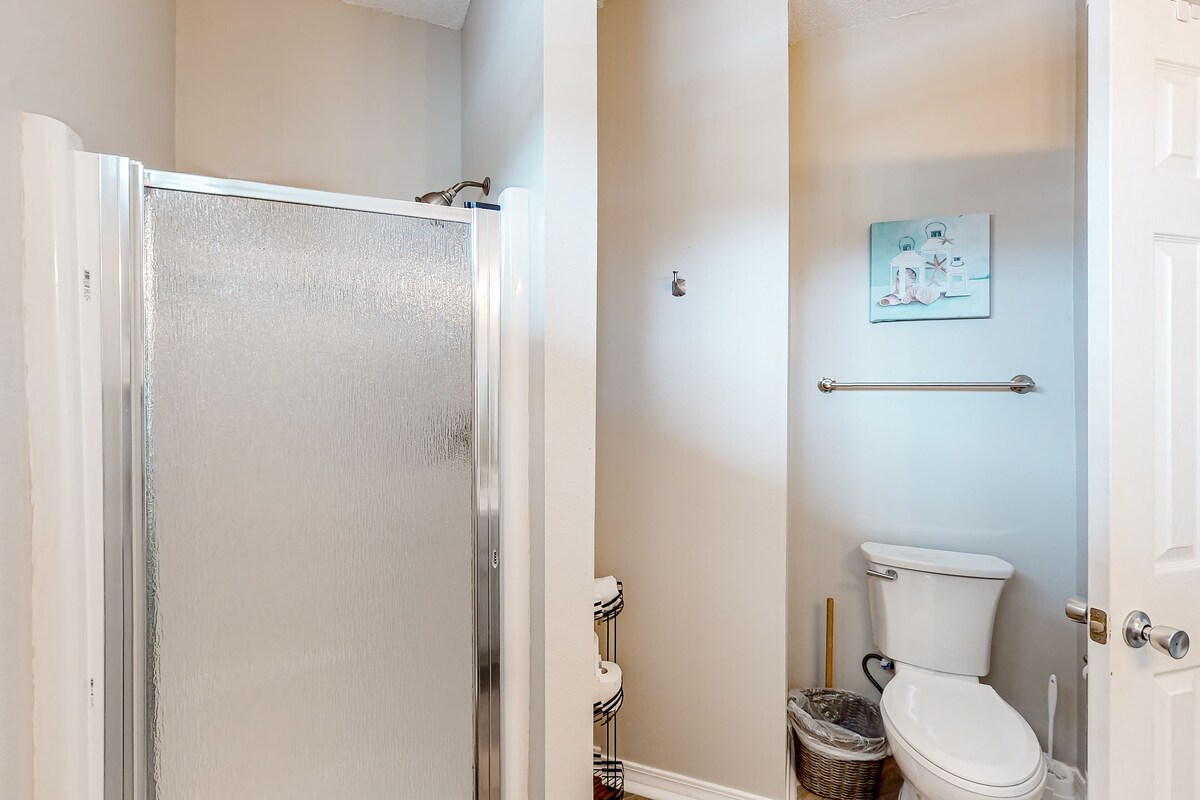 Photo 27 of Dog-friendly condo with pools, tennis, golf, deeded beach access, & deck