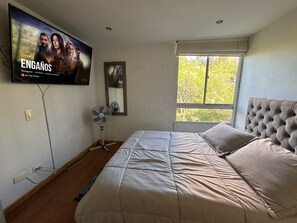 2 chambres, accès au Wi-Fi (inclus), literie fournie