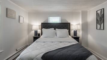 3 Schlafzimmer, Zimmersafe, Schreibtisch, Bügeleisen/Bügelbrett