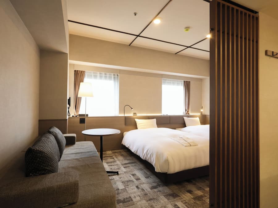 Triple Room | Desk, iron/ironing board, free WiFi