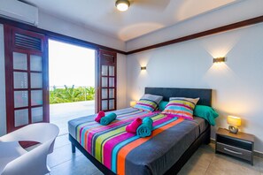 4 عدّة غرف نوم ومكتب ومكواة/لوح كي وواي فاي مجانًا