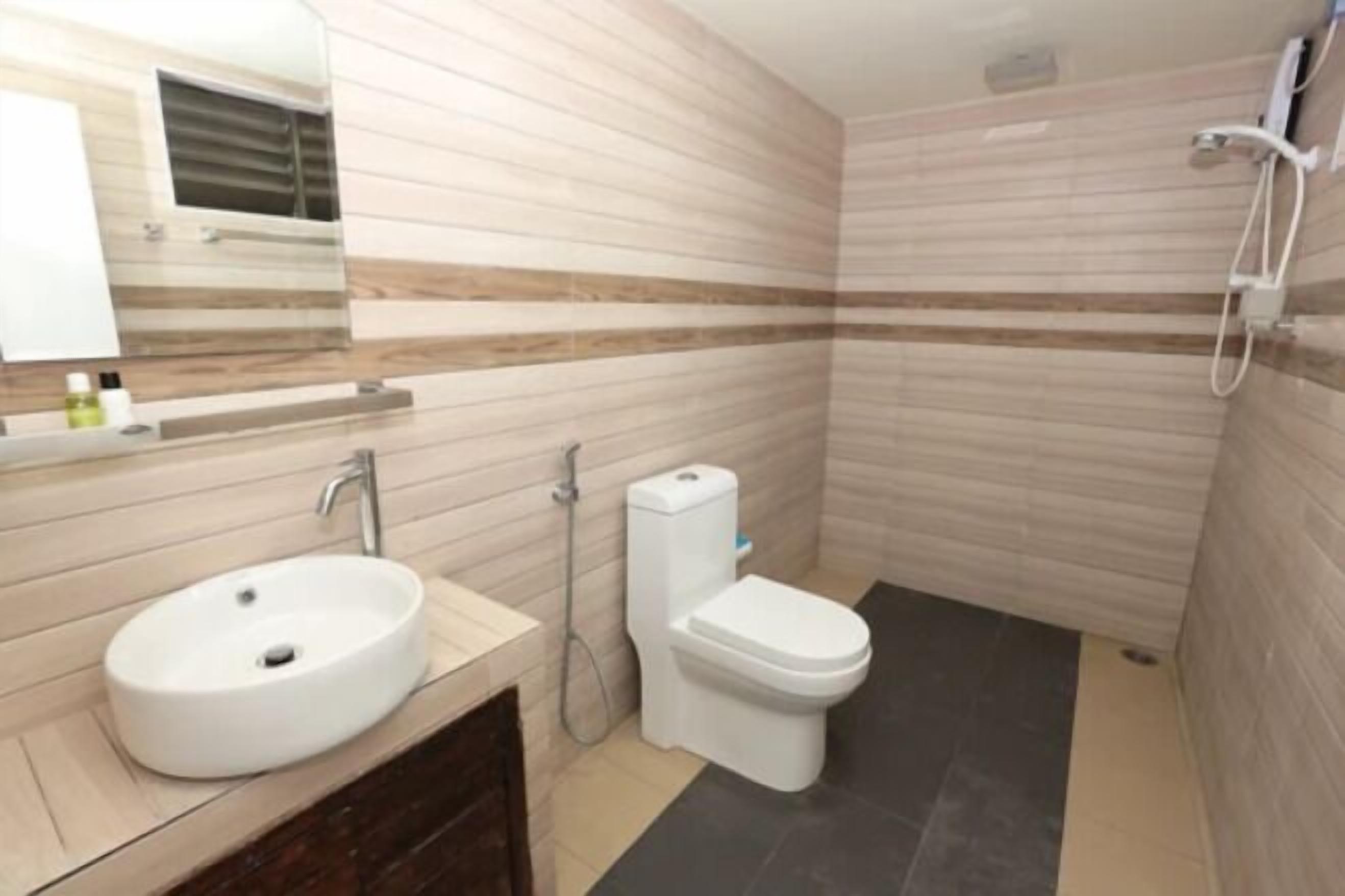 Chambre Quadruple Familiale | Salle de bain