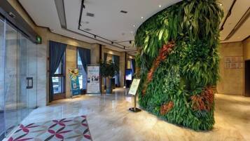 المنشأة من الداخل