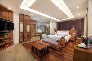 Cabana Suite Private Balcony | Salle de bain | Baignoire et douche séparées, baignoire relaxante profonde