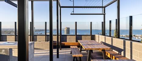 Área de parrillas y picnic