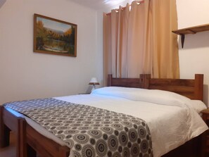 客房, 1 间卧室, 露台, 城市景观 | 1 多间卧室