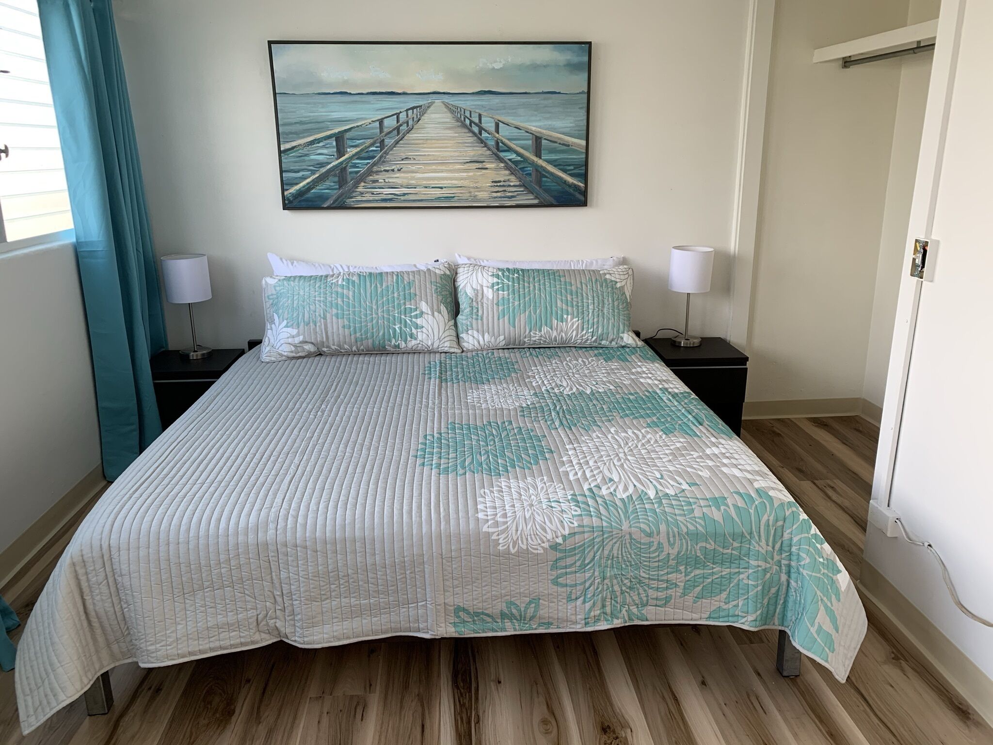 Breezy Waikiki Apartment sleeps 6 with Free Parking
