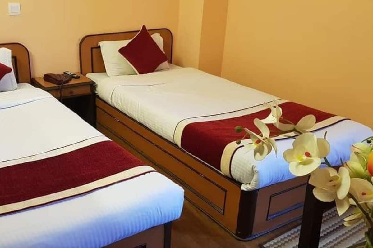 In-room safe, iron/ironing board, free WiFi, bed sheets