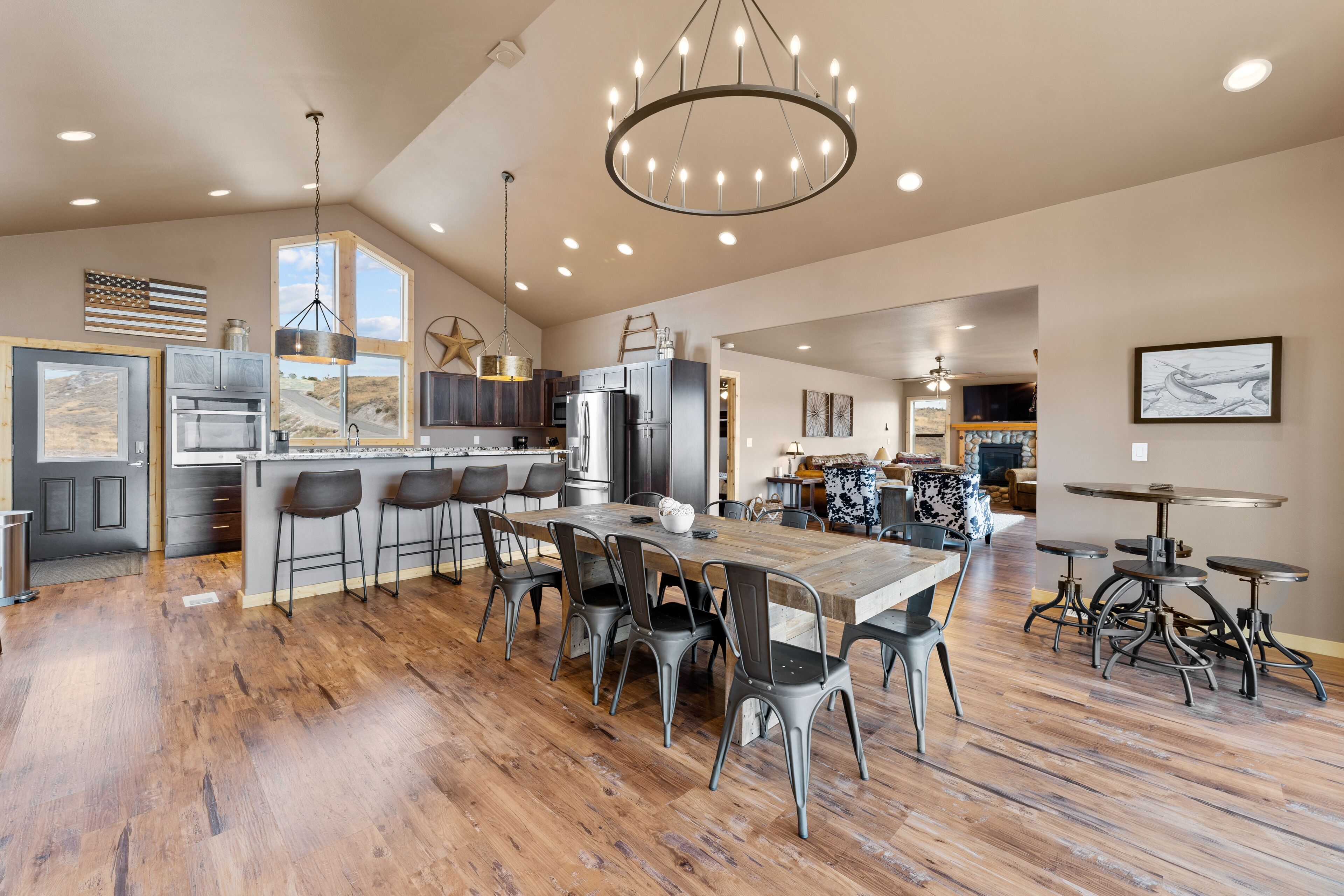 Golf, Wine, Explore the Okanogan. Amazing Views. Escape the city!