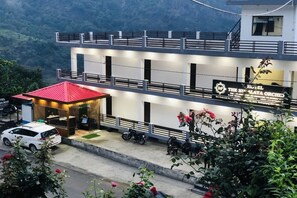 Fachada de la propiedad