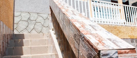 Apartment, 3 Bedrooms, Smoking, Patio | Property entrance