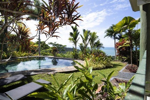 The Jungle House - Bingil Bay