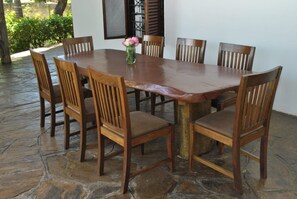 Outdoor dining - Sonnie House Diani (Diani Beach)