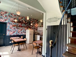 Desayuno continental incluido todos los días 