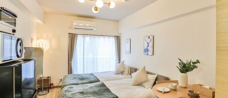 Desk, laptop workspace, free WiFi