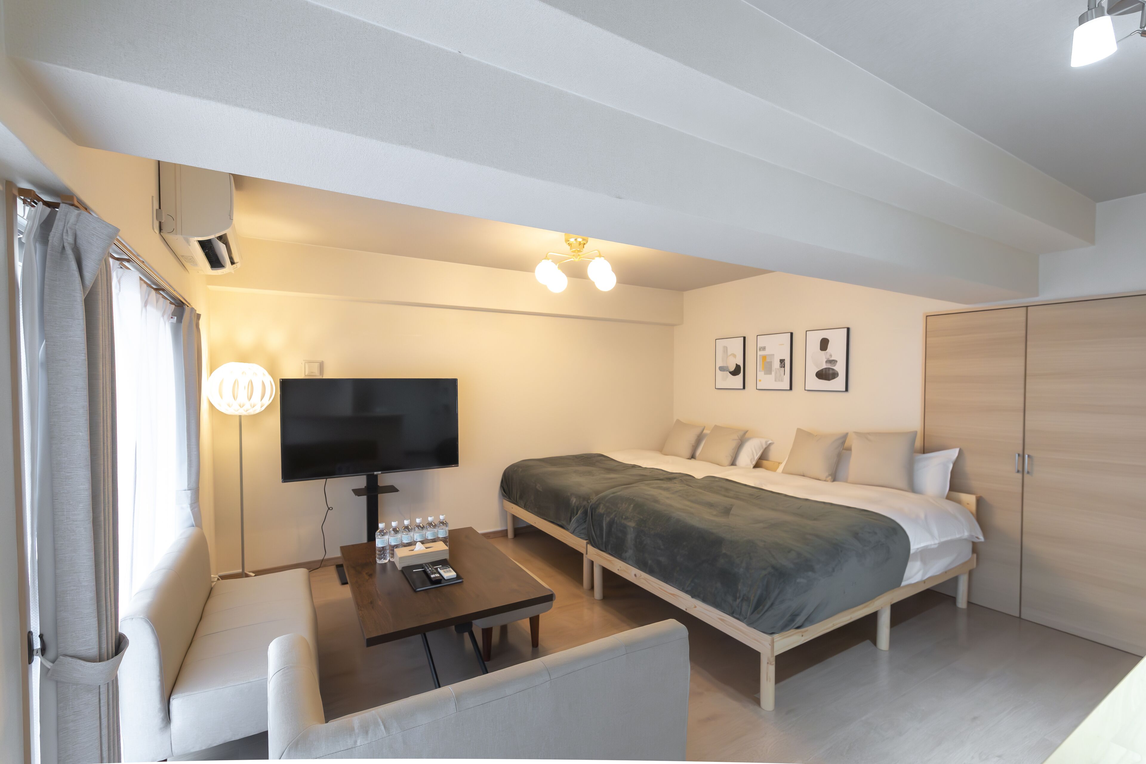 Deluxe Apartment | Desk, laptop workspace, free WiFi