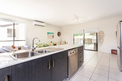 Bohemian Byron Bay, pool, firepit, pet-friendly