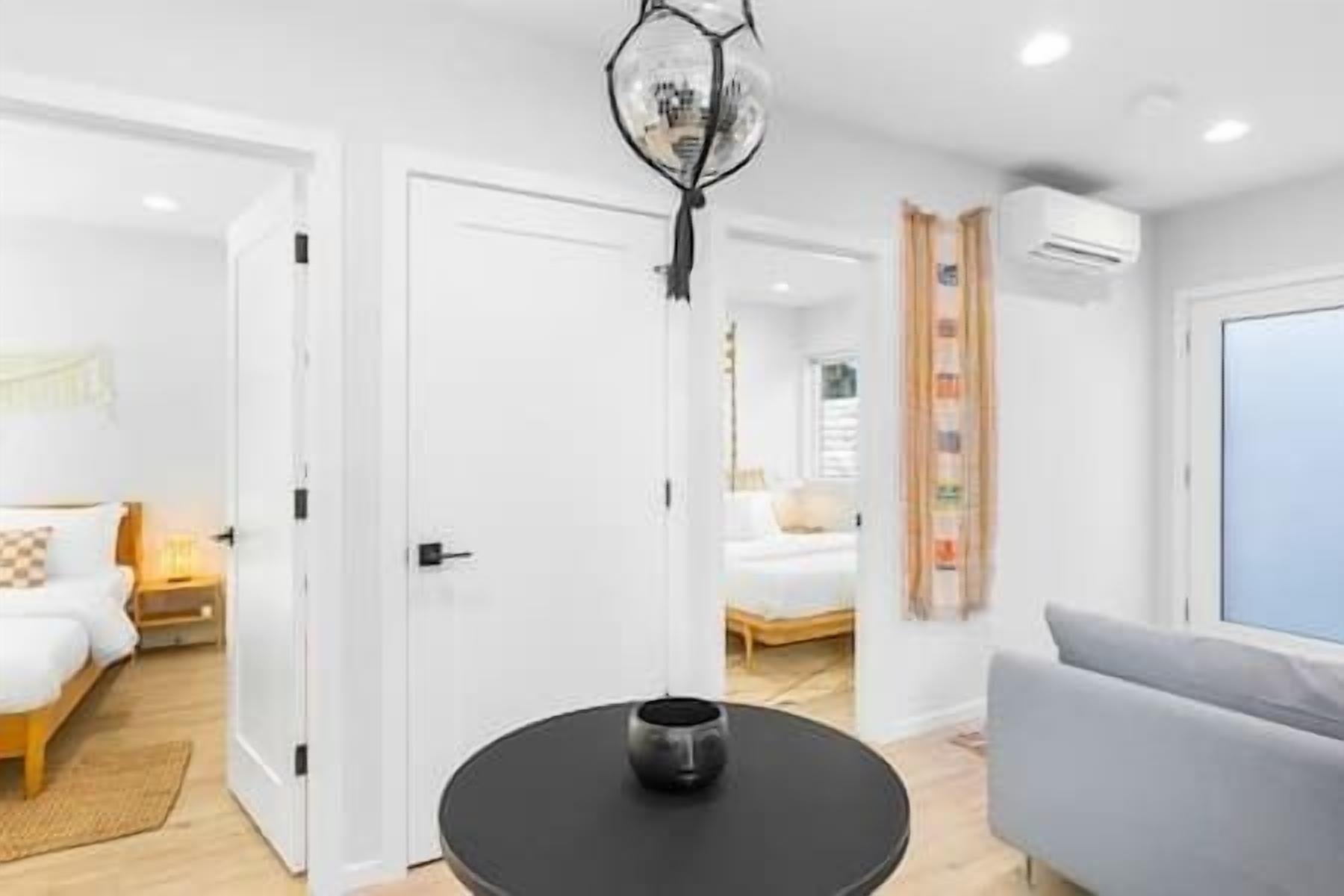 The Sweetest Suite - 91 Walkscore!