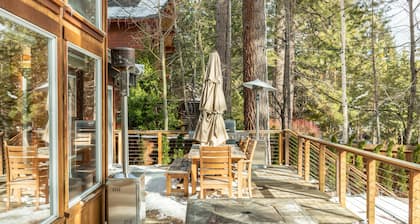 Frosted Shore by AvantStay | Luxury Lake Views