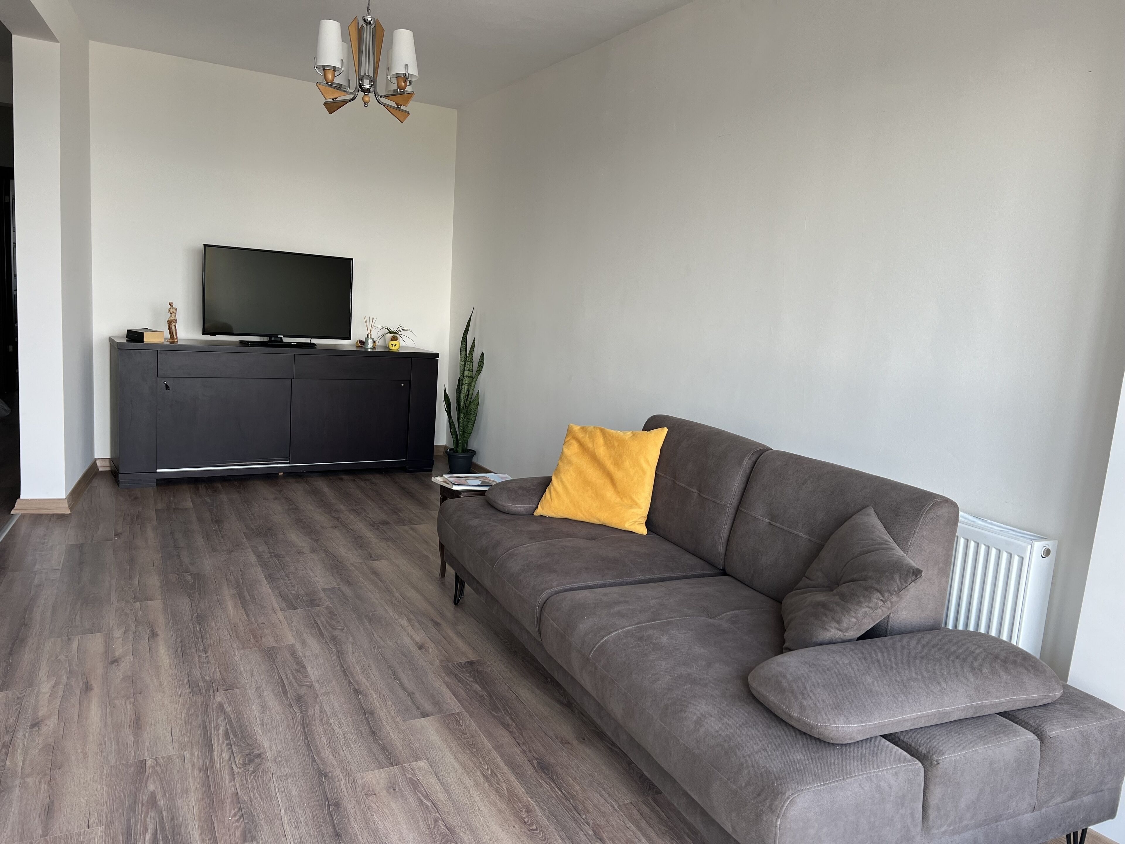 Top floor Sunny, panoramic View, 2 min walk to sea, 2 AC's