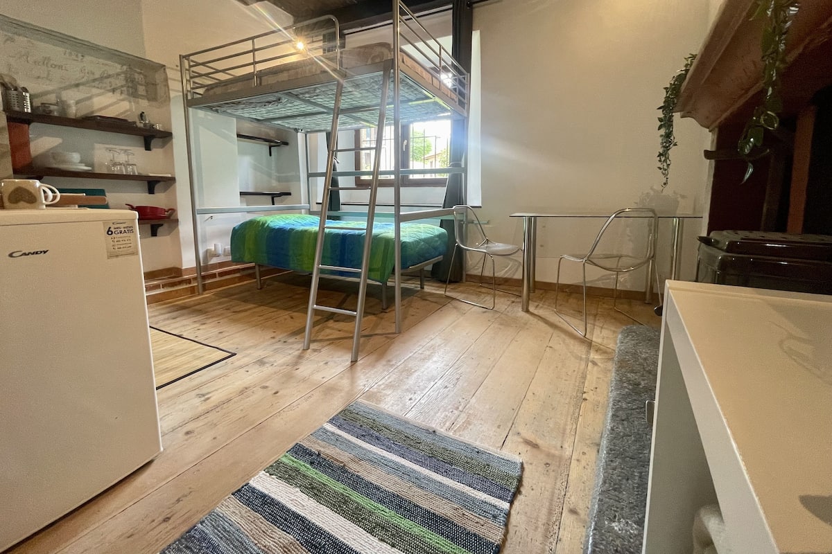 Camera Junior con letto matrimoniale o 2 letti singoli | 1 camera, Wi-Fi gratuito