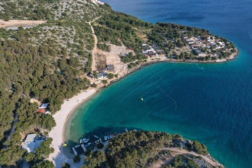 Mobile home in Drage with garden