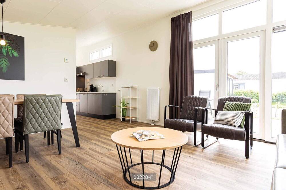 ✓ Rialto MAX at Résidence de Leuvert ✓ Holiday home for 6 persons ✓ Located near Den Bosch (Noord-Brabant) ✓ Near De IJzeren Man ✓ Book directly through the park
