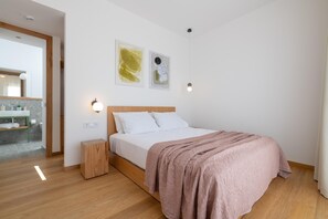 3 camere, una cassaforte in camera, Wi-Fi, lenzuola