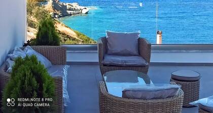 Steliana's House Top Floor Apartment with Private Jacuzzi