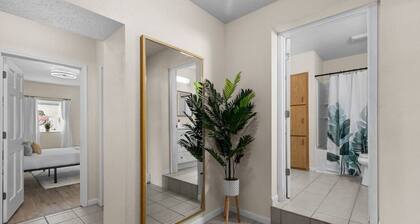 Newly Updated! Downtown & Shore