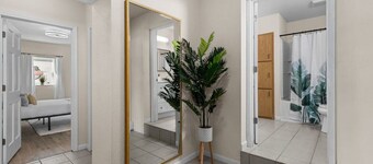 Newly Updated! Downtown & Shore