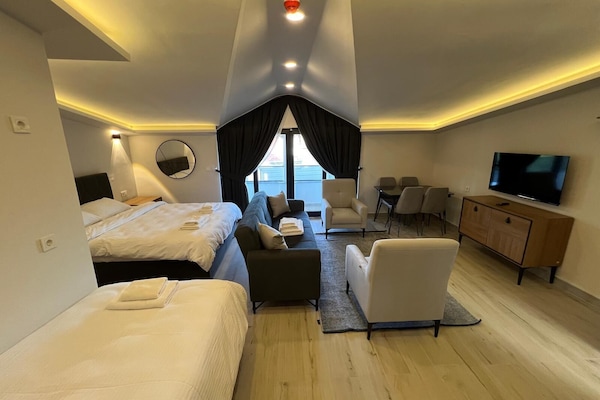 Family Quadruple Room | Soundproofing, free WiFi
