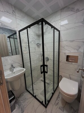 Free toiletries, hair dryer, slippers