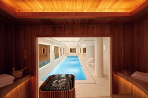 Piscina coberta 